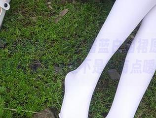 直击心灵的瞬间：西尔酱蓝白围裙原图资源，你的视觉享受是不是也有点暧昧？