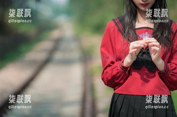 西瓜少女与她的死库水合集：看得我满脑子都是西瓜味！