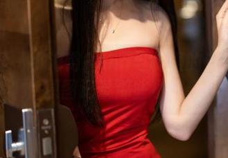 语画界 – 小海臀Rena与制服的奇妙旅程，原图记录那些小秘密
