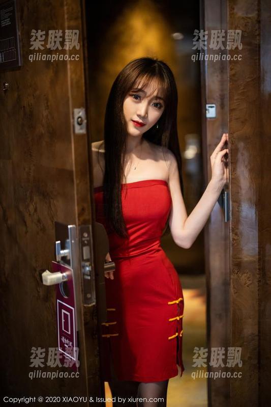 语画界 - 小海臀Rena与制服的奇妙旅程，原图记录那些小秘密