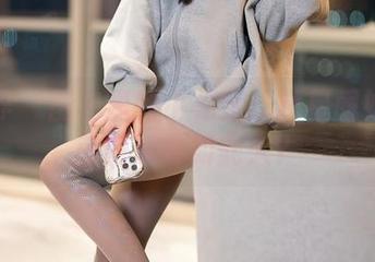 语画界 – 图包里的小秘密：林星阑如何把美图玩得如此火？