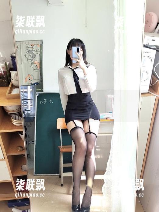 阮梅的写真，阿九从不咕咕(九言)的网盘，能点开多少心动？