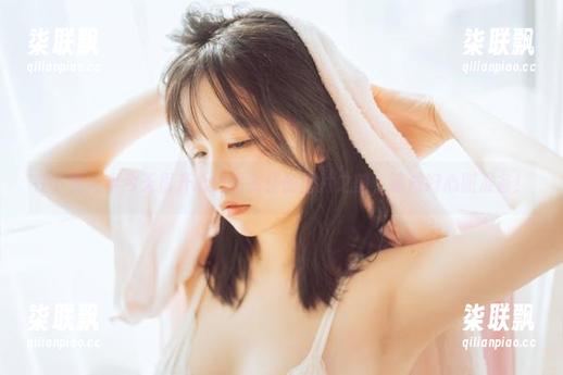 在下载阿半今天很开心透明女仆的图片之前，请做好心脏准备！