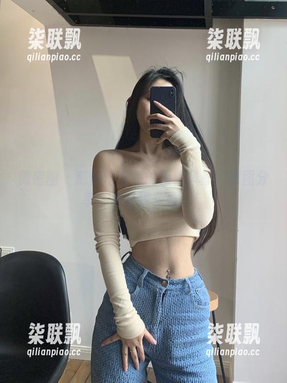 微密圈 - 陈佩奇带来的清纯风暴：原图分享，别怪我多看了！