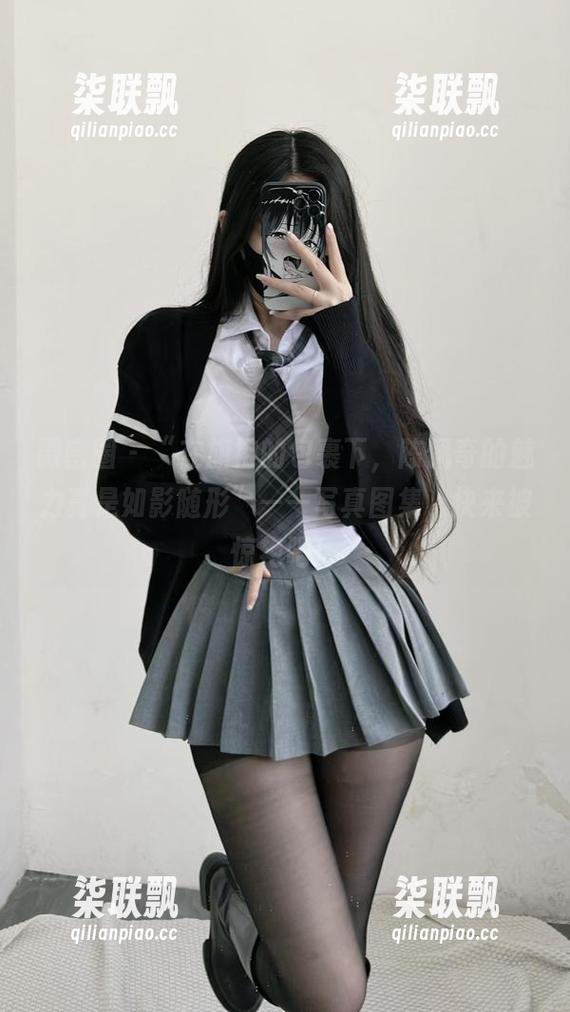 微密圈 - “在旗袍的包裹下，陈佩奇的魅力真是如影随形”——写真图集，快来被惊艳吧！